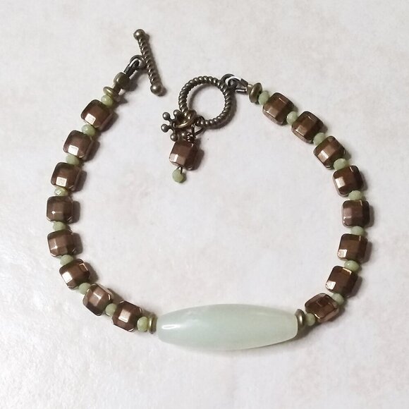 One-of-a-kind! Pale Green Jade + Bronze Tile Toggle Clasp Bracelet - Handmade! - Picture 2 of 8